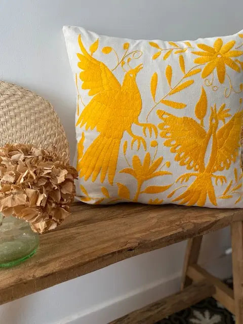 Housses de coussins brodées TRIBU 99