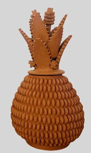 Vase Ananas fait à la main en terre cuite décoré au Michoacan,  au Mexique à découvrir chez Tribu 99